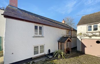 Hare and Hounds, Exton Holiday Home