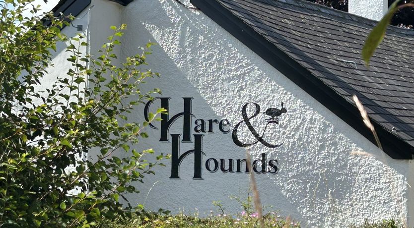 Photo of Hare and Hounds, Exton