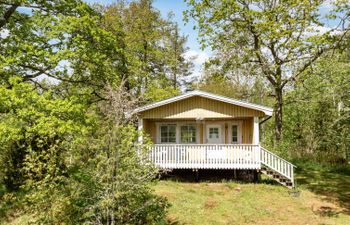 Rödmossa Femton Holiday Home