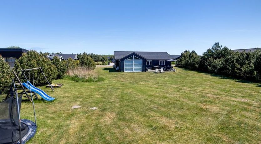 Photo of "Danika" - 1.5km from the sea