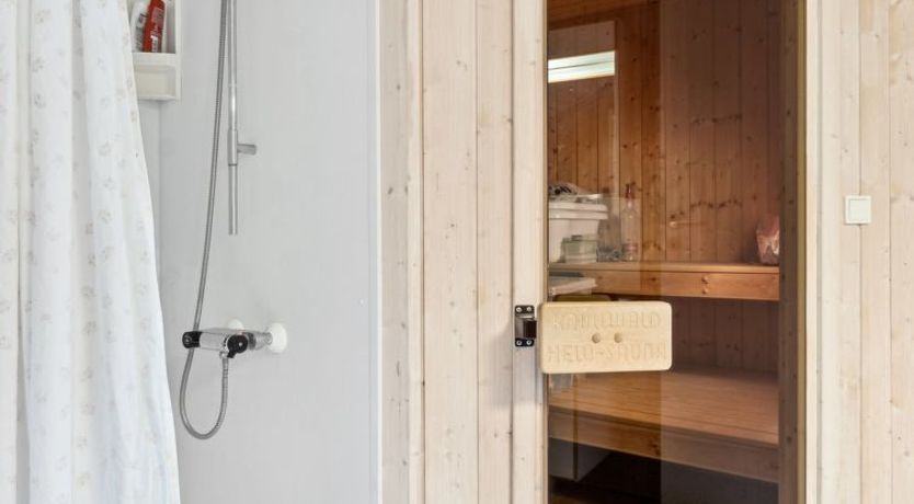 Photo of "Agnesa" - 700m from the sea