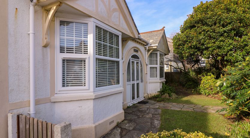 Photo of Pound Rocks