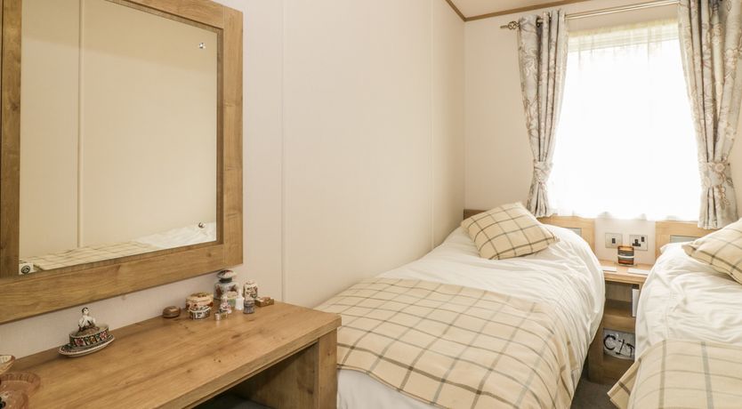 Photo of 27 Lake View