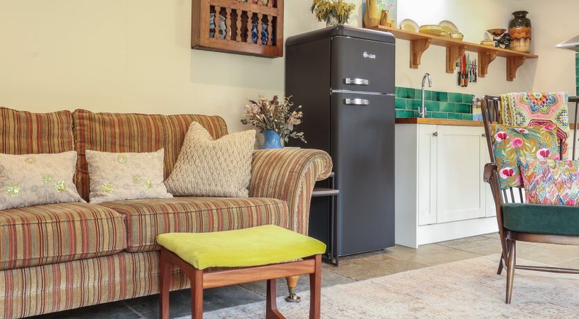 Photo of Courtyard Cottage, Poplar Farm Barn