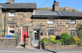 Photo of riverside-cottage