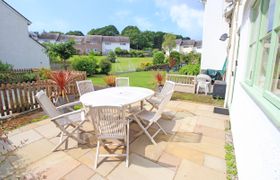 Photo of green-cottage-2