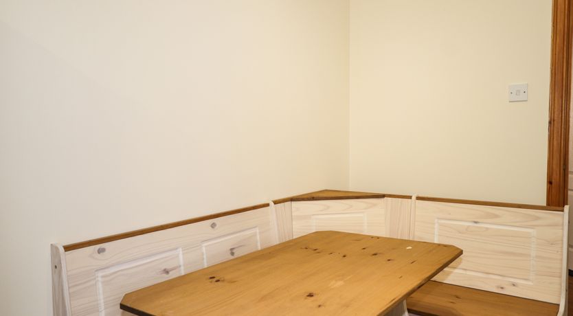 Photo of 5 Pitgaveny Court