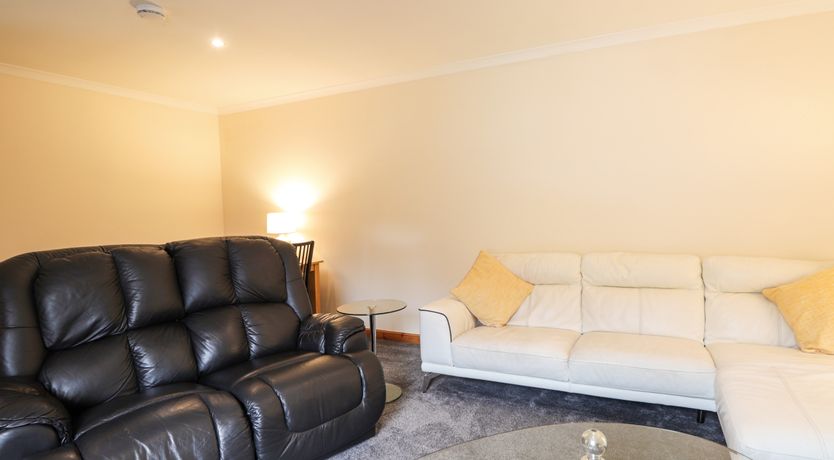 Photo of 5 Pitgaveny Court