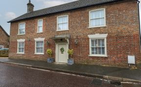 Photo of Manor Farm House