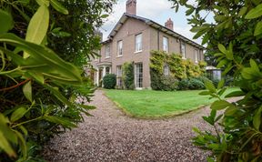 Photo of Parkfields House