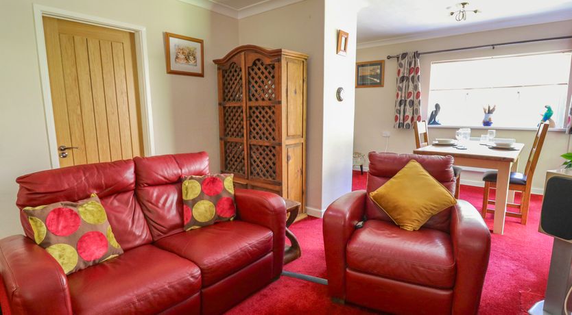 Photo of Llyn Y Felin