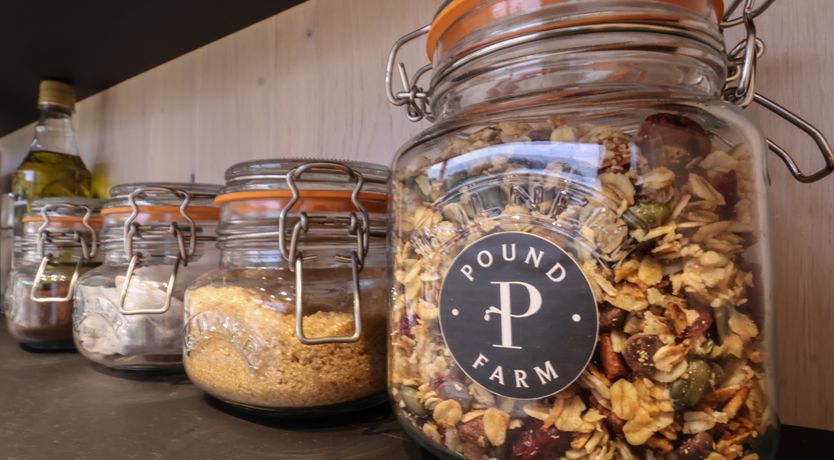 Photo of Pound Farm Mirror Houses: Meadow ÖÖD