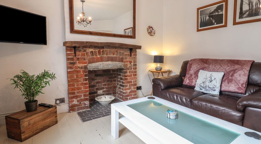 Photo of 18 Chamberlaine Road