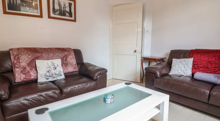 Photo of 18 Chamberlaine Road