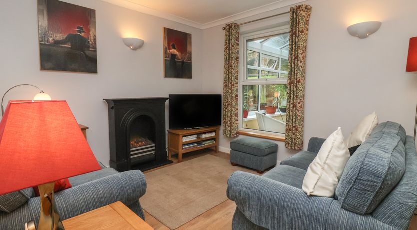 Photo of New Tower House- 10 Pear Tree Court