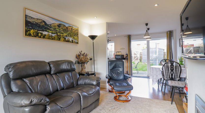 Photo of 25 Resbury Close