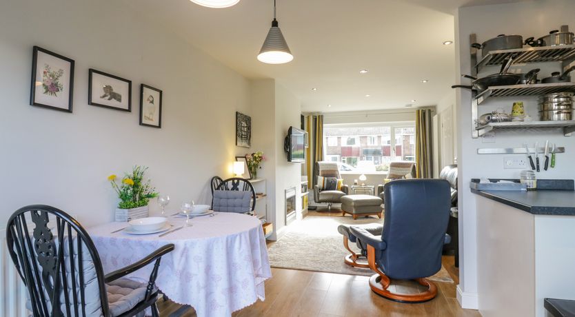 Photo of 25 Resbury Close