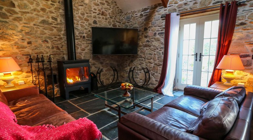 Photo of St Dogwells Barn