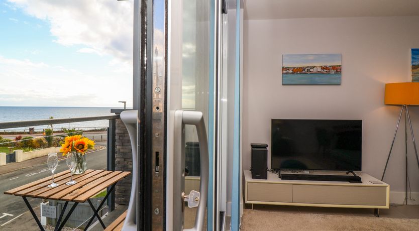 Photo of 7 Warren Edge Close