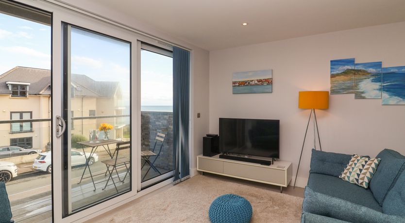 Photo of 7 Warren Edge Close