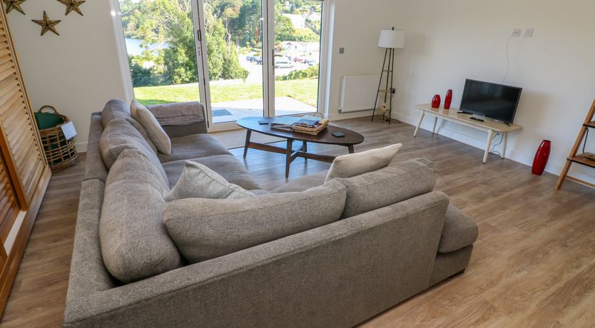 Photo of 2 The Dunes