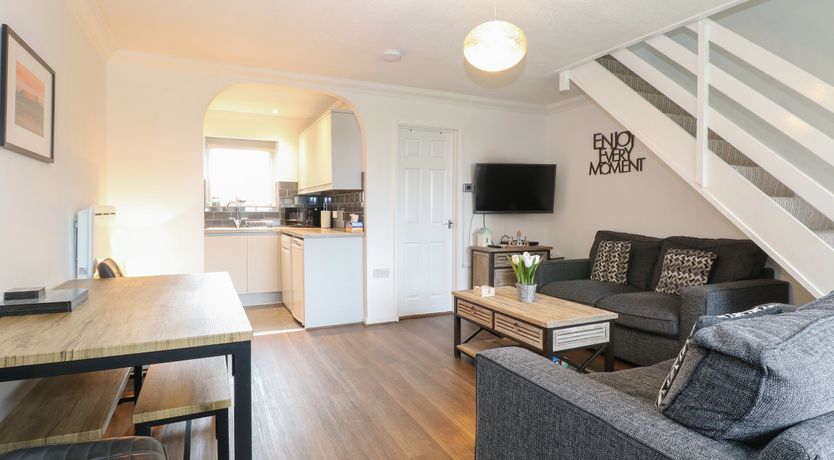 Photo of 102 Waterside Park