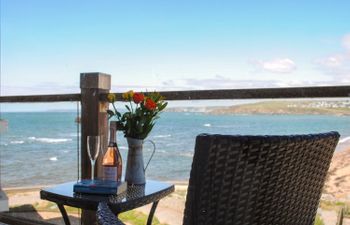 12 Thurlestone Rock Holiday Home