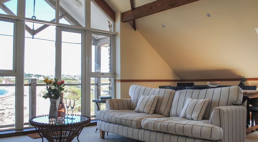 Photo of 12 Thurlestone Rock