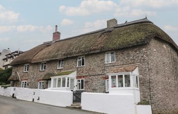 Vine Cottage Holiday Home