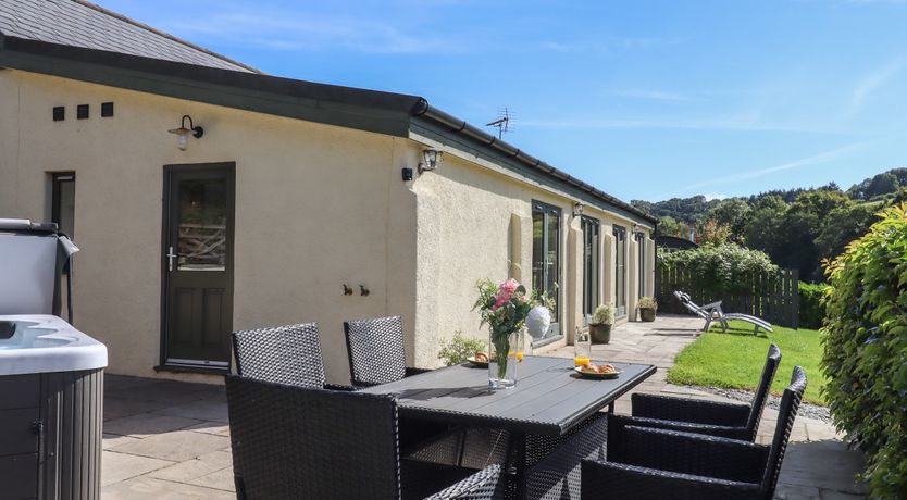 Photo of Binneford Barn