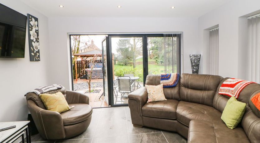 Photo of Stoney Wall