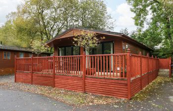 Somerford Lodge Holiday Home