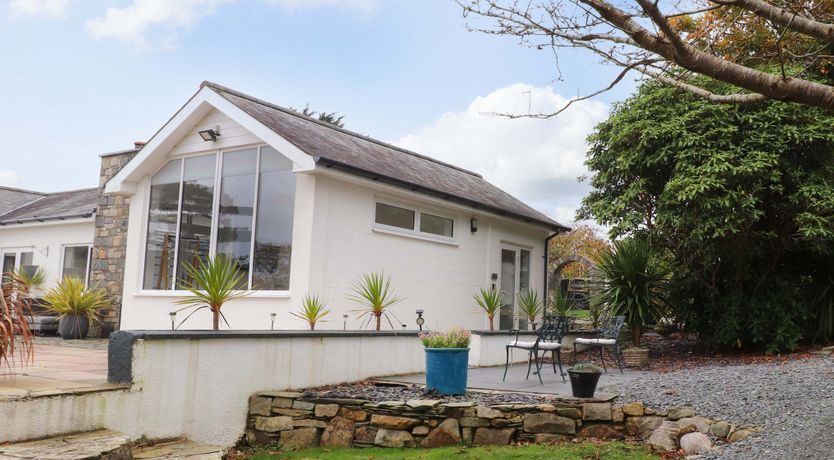 Photo of Summer Room