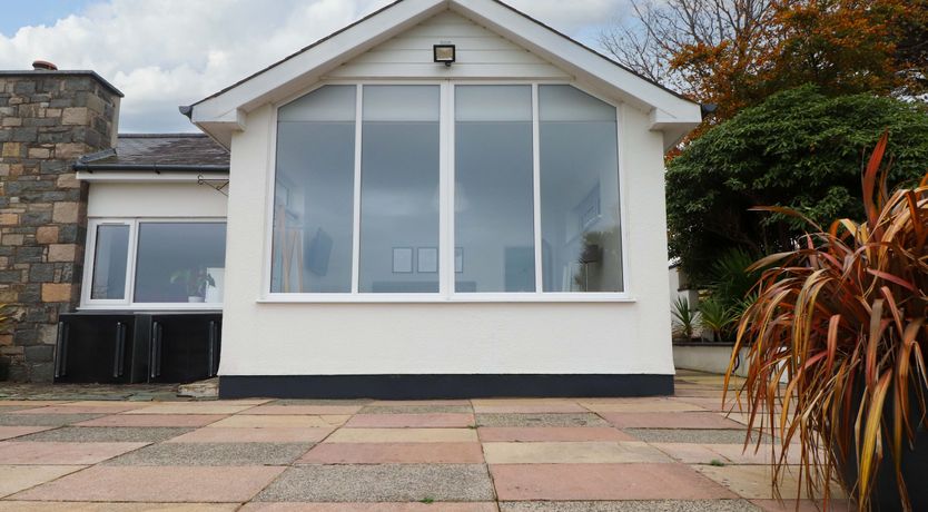 Photo of Summer Room