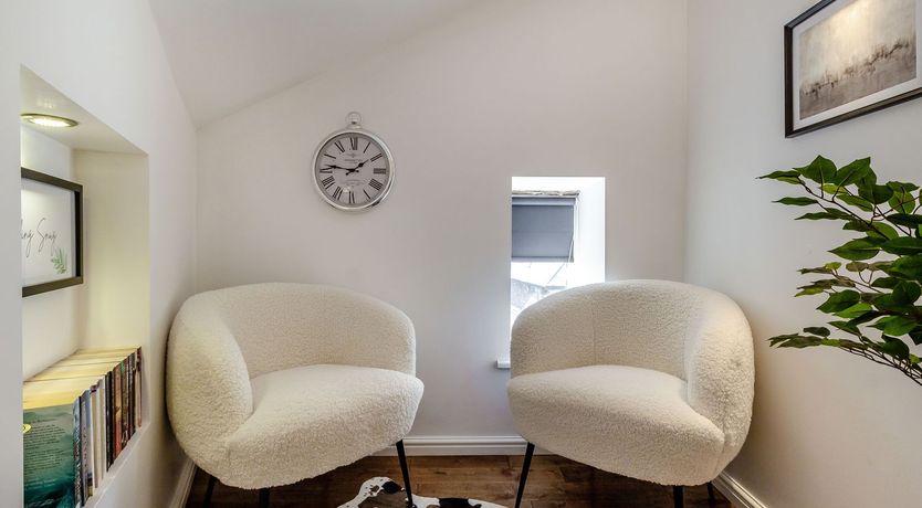 Photo of Queen Anne Suite