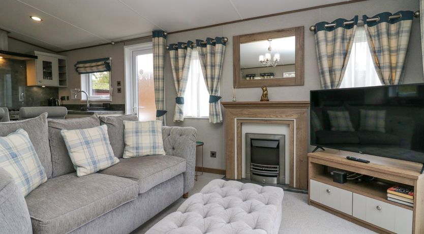 Photo of Lakeside Retreat