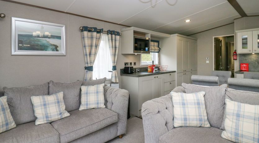 Photo of Lakeside Retreat