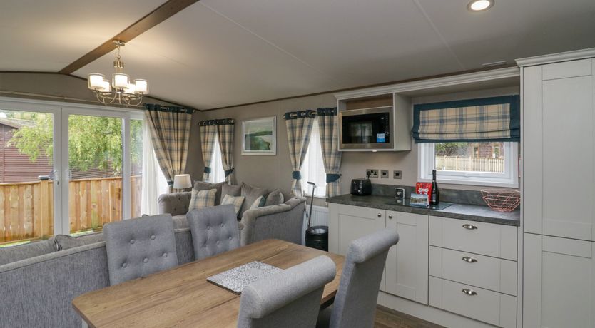 Photo of Lakeside Retreat