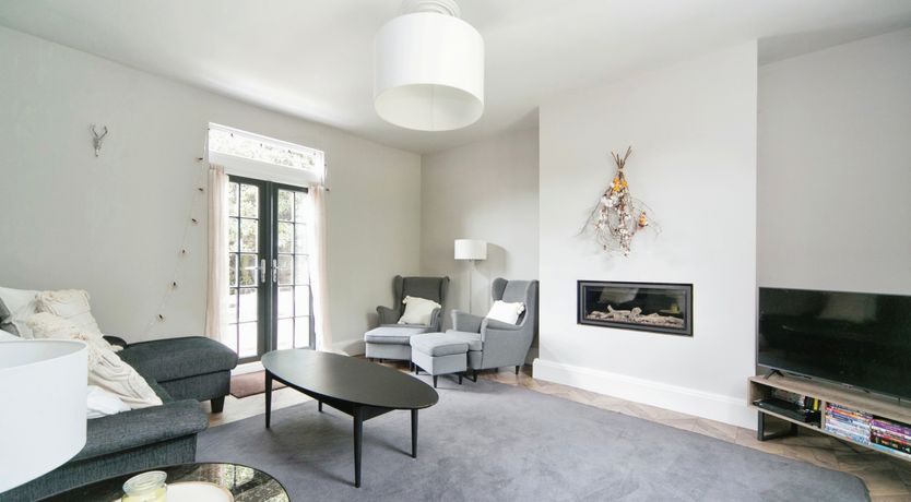 Photo of Gweryl Lodge