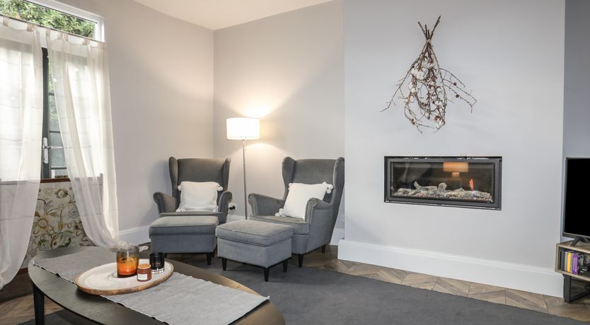 Photo of Gweryl Lodge