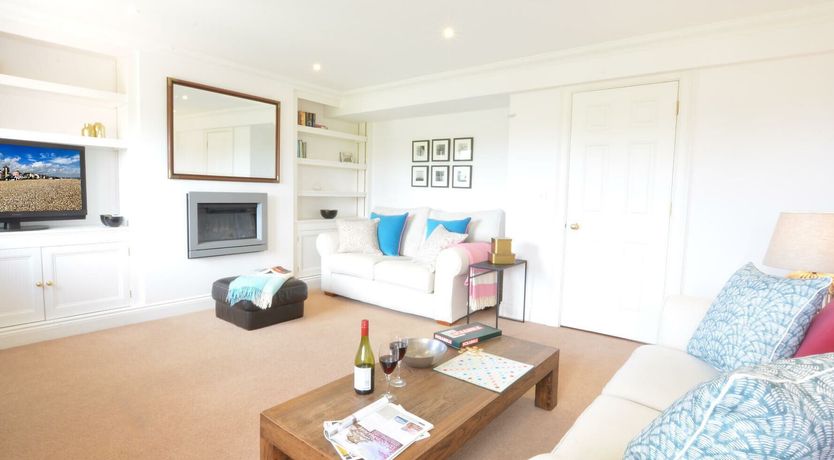 Photo of 6 Willows Green