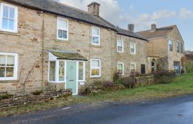 Photo of fell-cottage