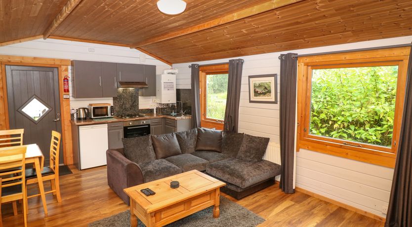 Photo of Lakeside Lodge