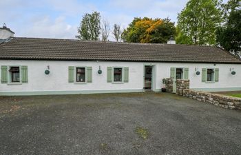 Gort Farm Cottage Holiday Home