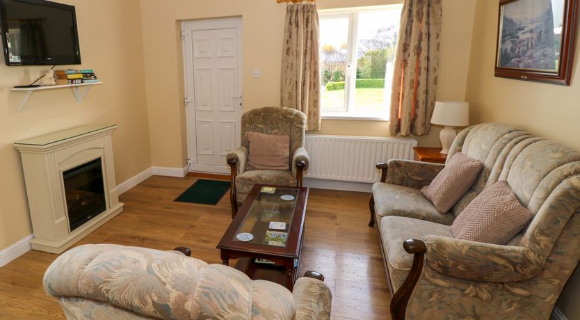 Photo of Robin’s Roost 2