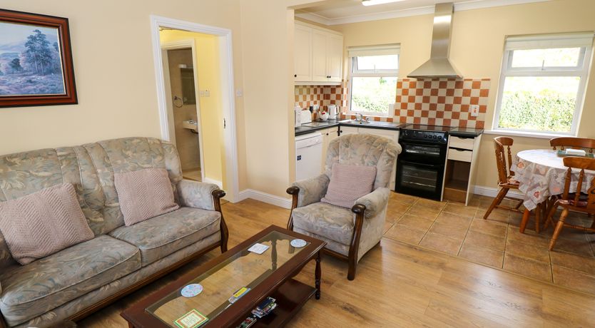 Photo of Robin’s Roost 2