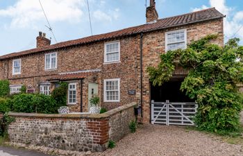 Pear Tree Cottage Holiday Home