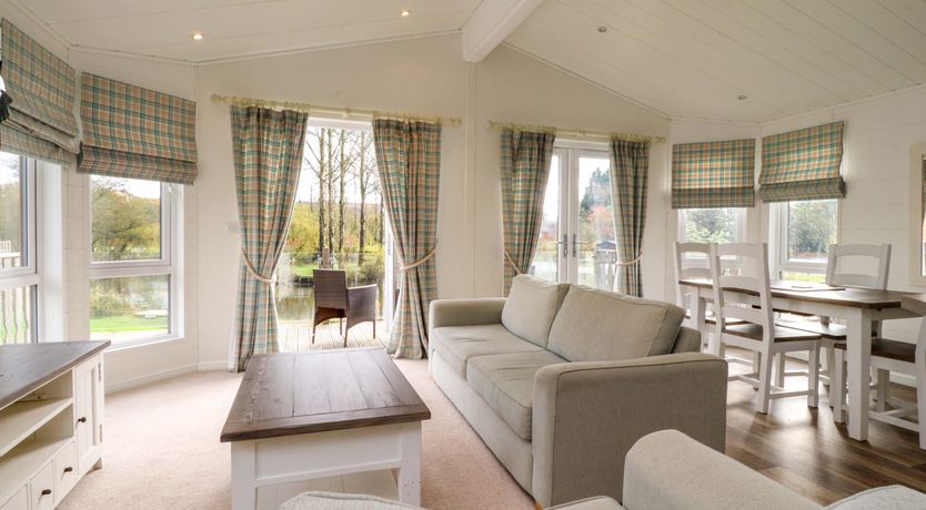 Photo of Lakeview Lodge