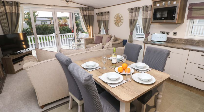 Photo of 117 Crosswinds