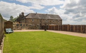 Photo of Parlour Barn